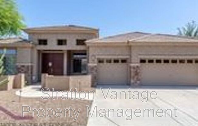 269 W KINGBIRD DR