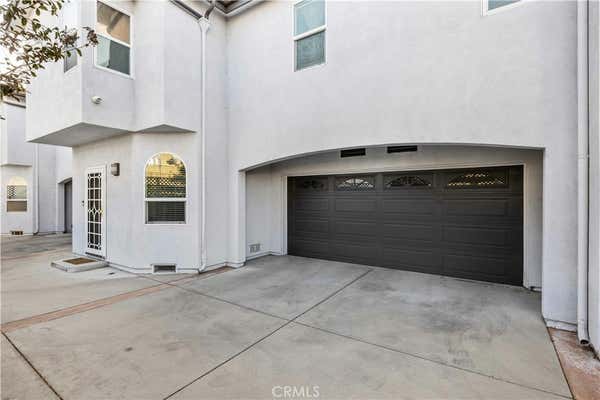 3 beds, 3 baths, 1,400 sqft, $3,500, Unit B