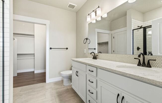 3 beds, 2 baths, $1,995, Unit APARTMENT 307