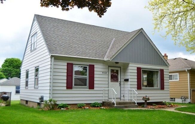 Cozy  3 Bedroom Single Family Home