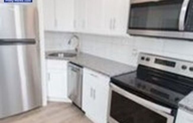 1 bed, 1 bath, $1,025, Unit 202