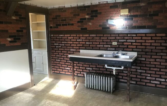 2705-2707 S. 9th Pl.