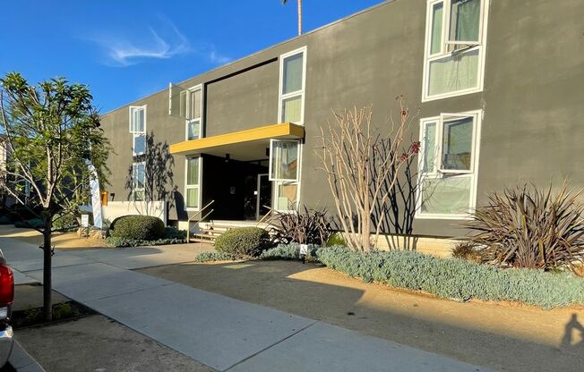 7347 Haskell Ave.