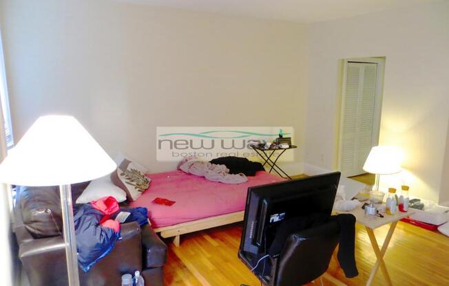 226 NEWBURY ST