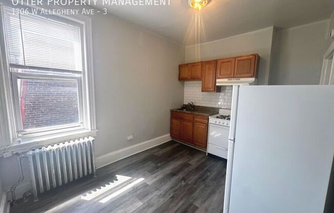 1306 W ALLEGHENY AVE