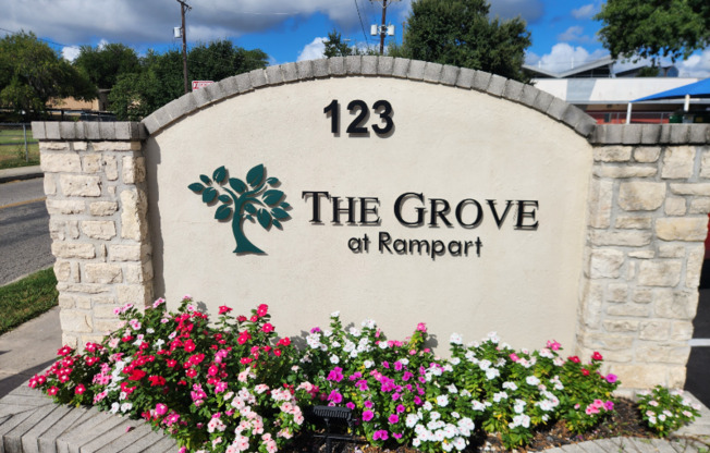 123 E RAMPART