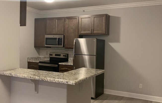 1 bed, 1 bath, 848 sqft, $900, Unit 60