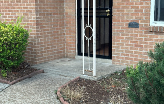 3300 W 22 AVE