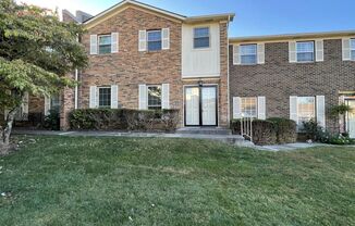 Knoxville 37919 - 3 bedroom, 2.5 bath home - Contact Jean Chung (865) 386-1022