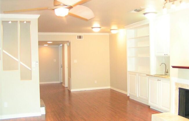 Beautiful Updated Two Story Townhouse In GREAT LOCATION