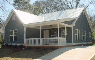 Cute 3 Bedroom Home on Private Street