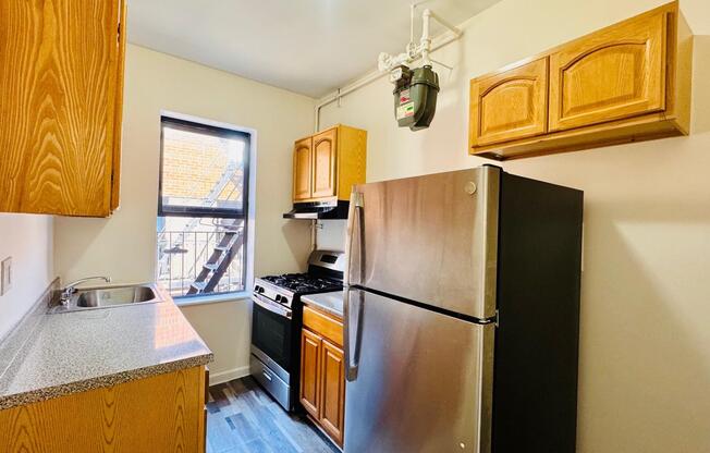 48 56 47 ST