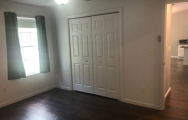 3 beds, 2 baths, $2,095