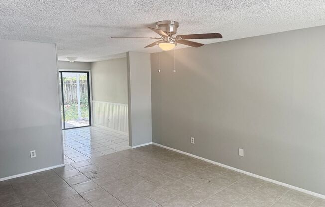 3/2 in Port Richey!