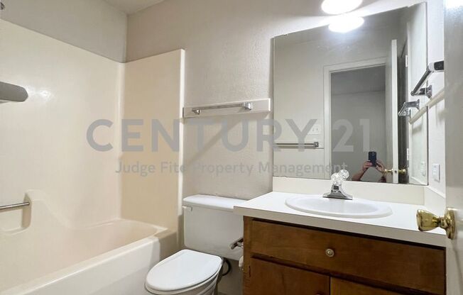 2 beds, 2 baths, $1,275