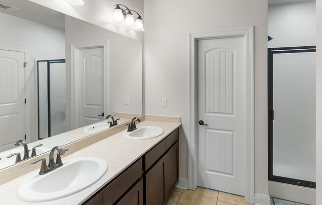 Charming 3BR/2BA Home in the Heart of Prairieville!