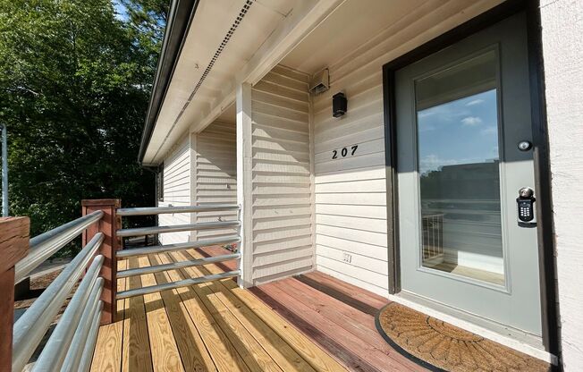 Wrightsville Beach School District** - Available NOW!
