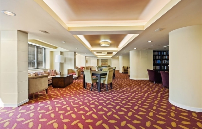 1 bed, 1 bath, 870 sqft, $3,000, Unit 608