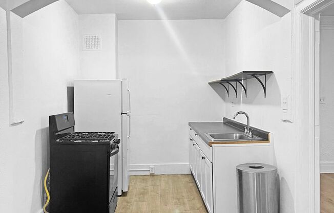 2 beds, 1 bath, 635 sqft, $1,313, Unit 108