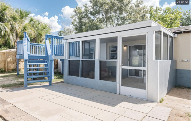 9029 109 AVE