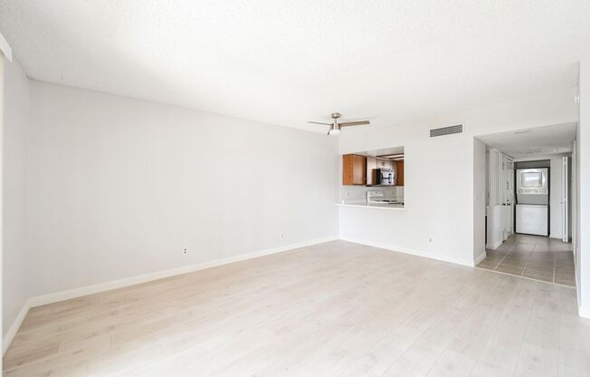 2 beds, 2 baths, $1,200