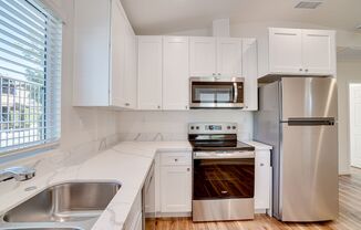 1 bed, 1 bath, $2,125, Unit 30