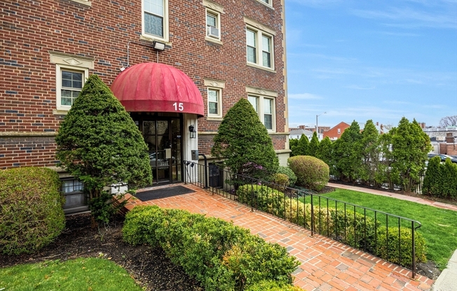 1 bed, 1 bath, 550 sqft, $2,195, Unit 7