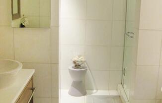 1 bed, 1 bath, 653 sqft, $5,250, Unit 10C