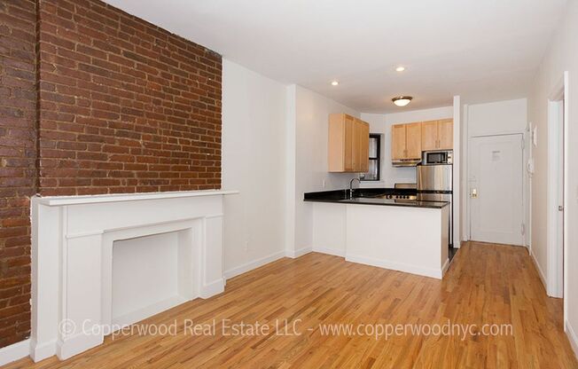 172 East 82nd St