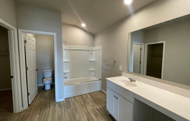 Beautiful 4x2 Rental Home in NBTX!