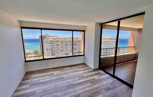 Discovery Bay 1 Bed, 1 Bath, 1 Covered Parking