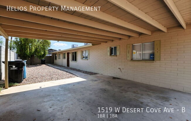 1519 W DESERT CV AVE
