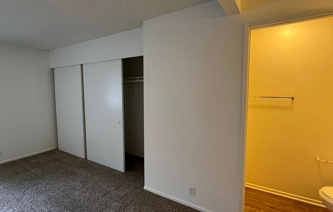 2 beds, 2 baths, $2,500, Unit 209U