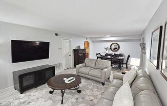 2 beds, 2 baths, $2,095, Unit Unit147