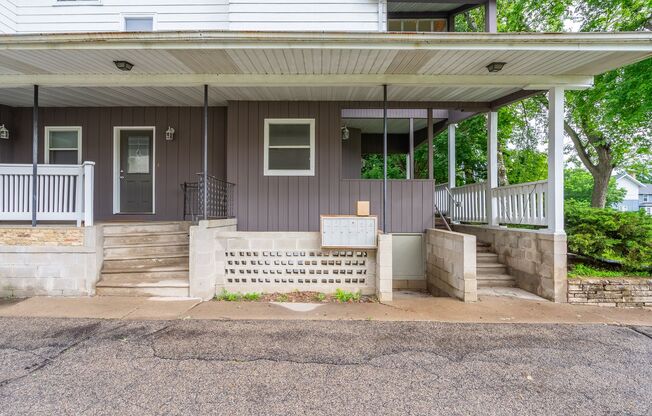 536 Algoma Blvd
