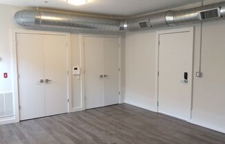 1435-1437-1439 State Street