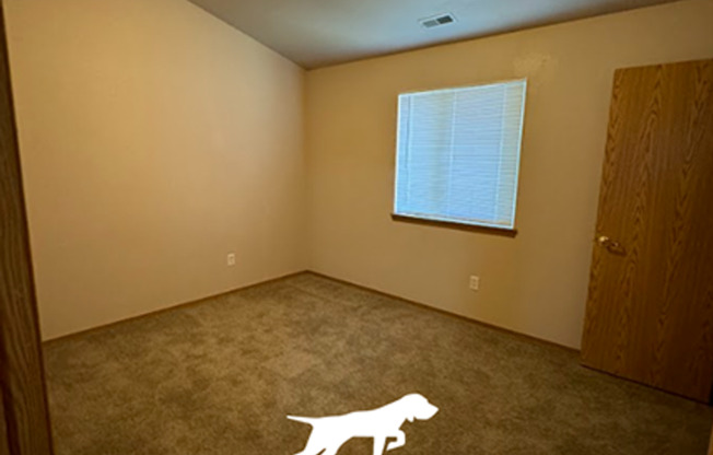 35 S. White Oak Ln.