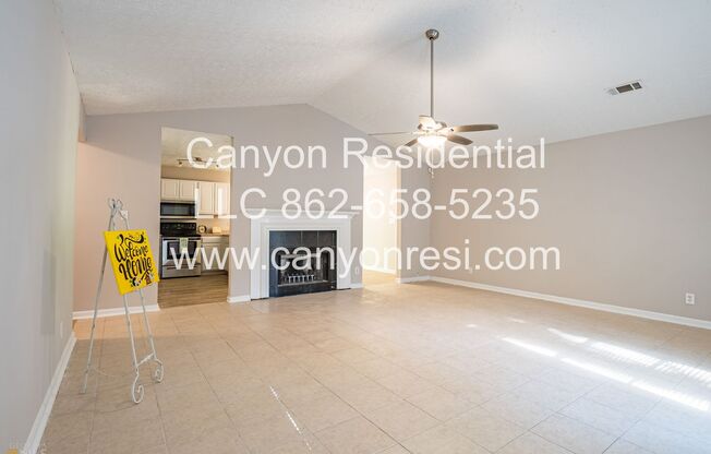 Beautiful 3b Room!Move in ready!