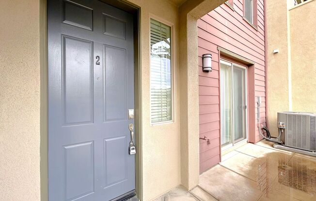 Beautiful Multi-Level 2-Bedroom Condo in Victoria Gardens HOA!