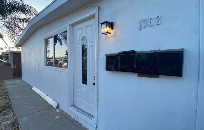 1382 1386 IVORY CT