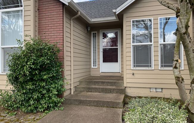 Salem Home with Attached Garage! ~ 2895 Vintage