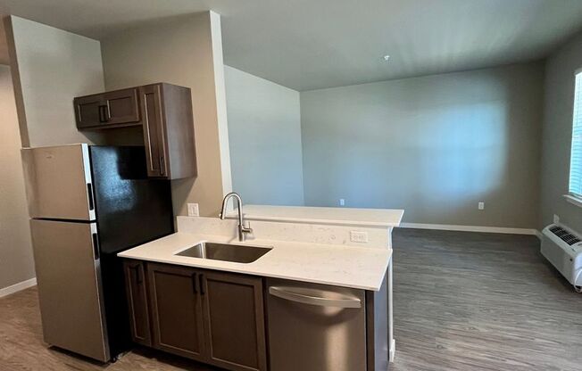 1 bed, 1 bath, 728 sqft, $1,715, Unit 250