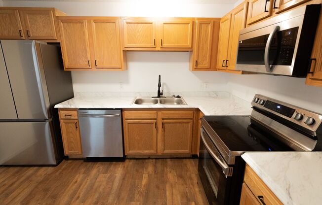 4 beds, 4 baths, 1,050 sqft, $2,600, Unit AAT2-707