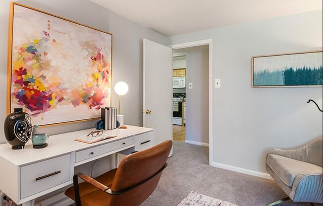 2 beds, 2 baths, 1,298 sqft, $2,580, Unit 367