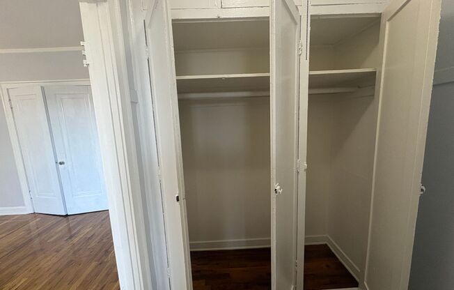 Studio, 1 bath, $1,095, Unit 107