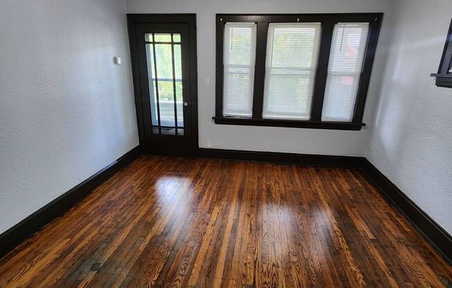 12022 Griffing Ave Cleveland OH 44120