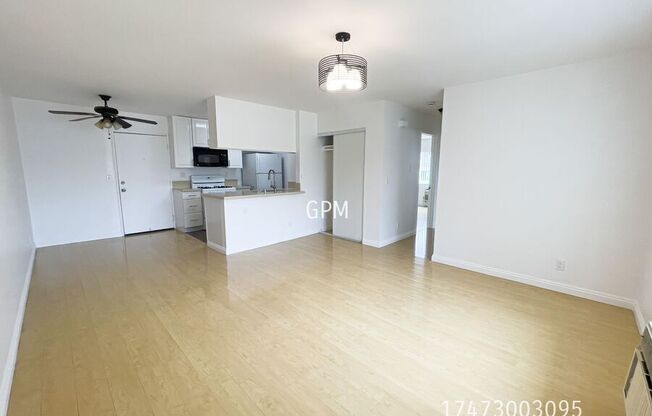 515 S Chevy Chase Dr