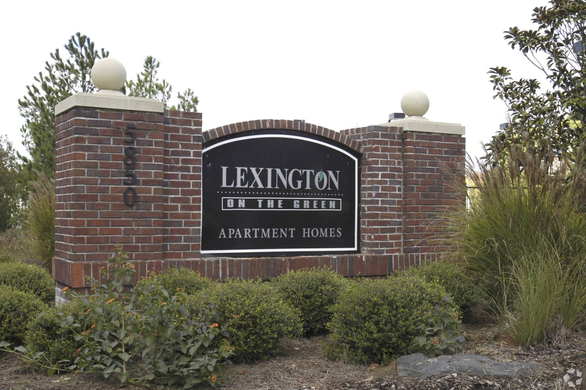 Lexington on the Green