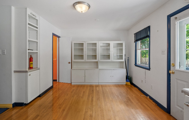 196 MT HOPE DR