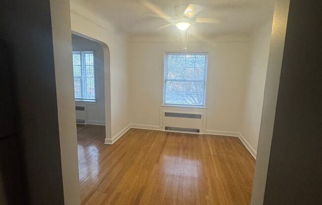 Van Avalon Apartments